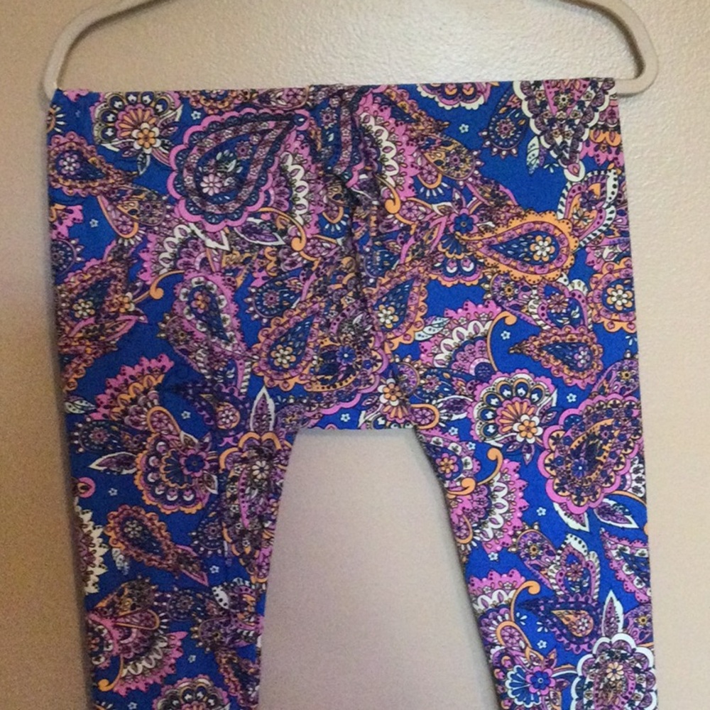 Brand new Lularoe Leggings, size TC, Paisley Pattern- blue, pink, orange